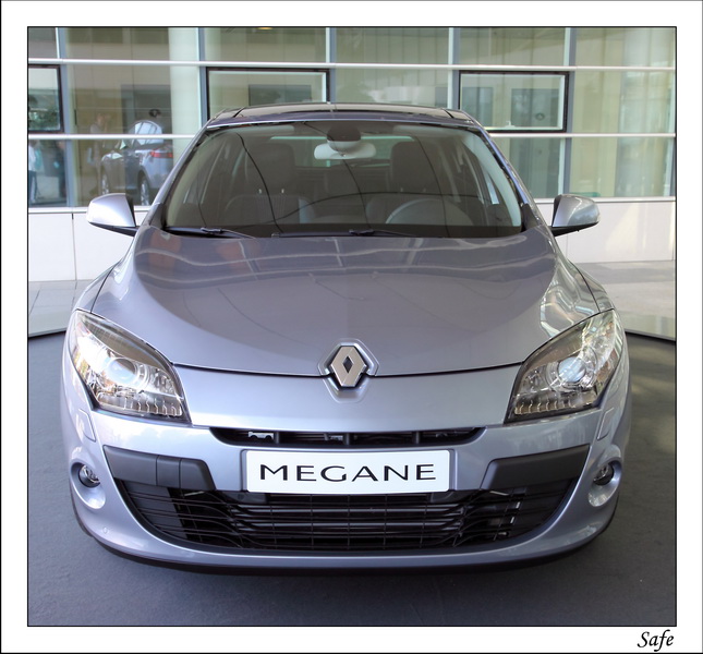 2008   10   Technocentre   09